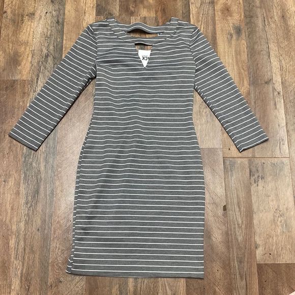 BB Dakota Dresses & Skirts - - Womens fitted Classy Dress size XS